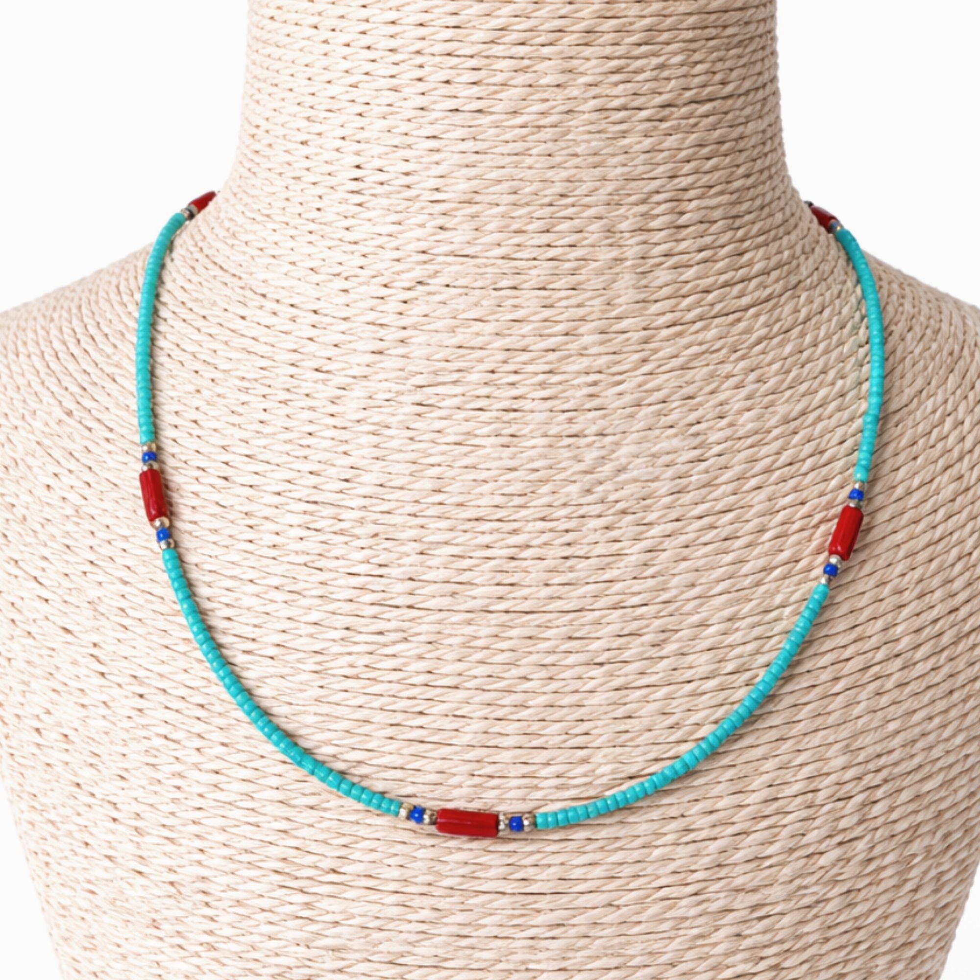 Turquesa nepalí y coralita de alta calidad - Collar con detalle de lapislázuli - (42cm) - Imagen 2
