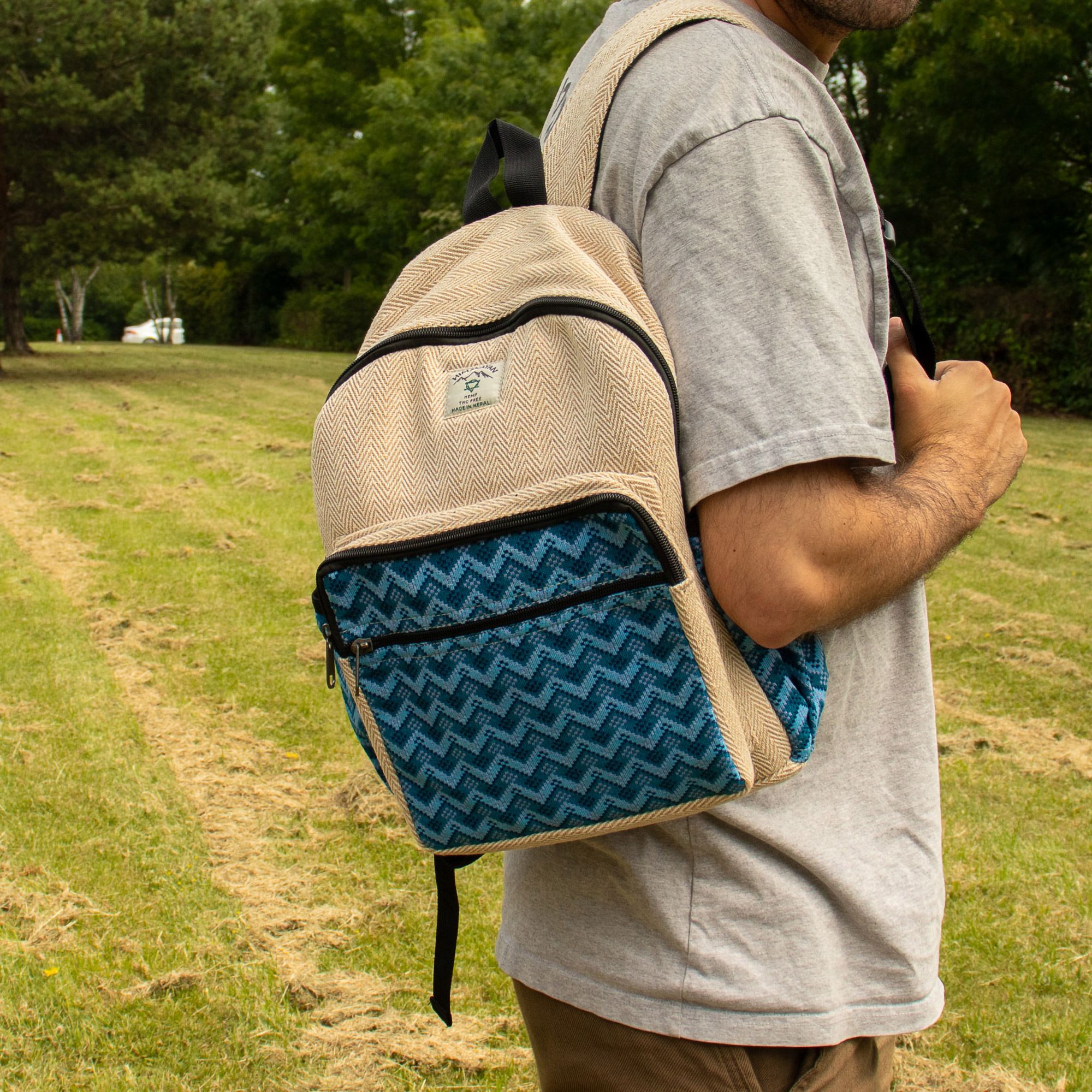 Mochila Estándar de Katmandú - Diseño Dhaka (34x27x10cm) - Imagen 15