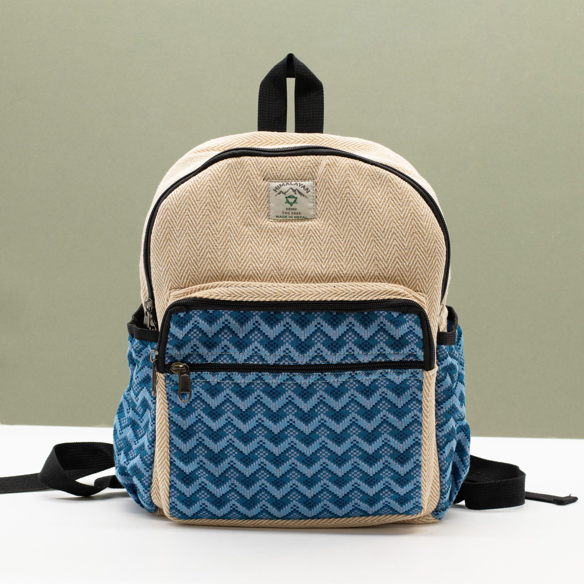 Mochila Estándar de Katmandú - Diseño Dhaka (34x27x10cm) - Imagen 7