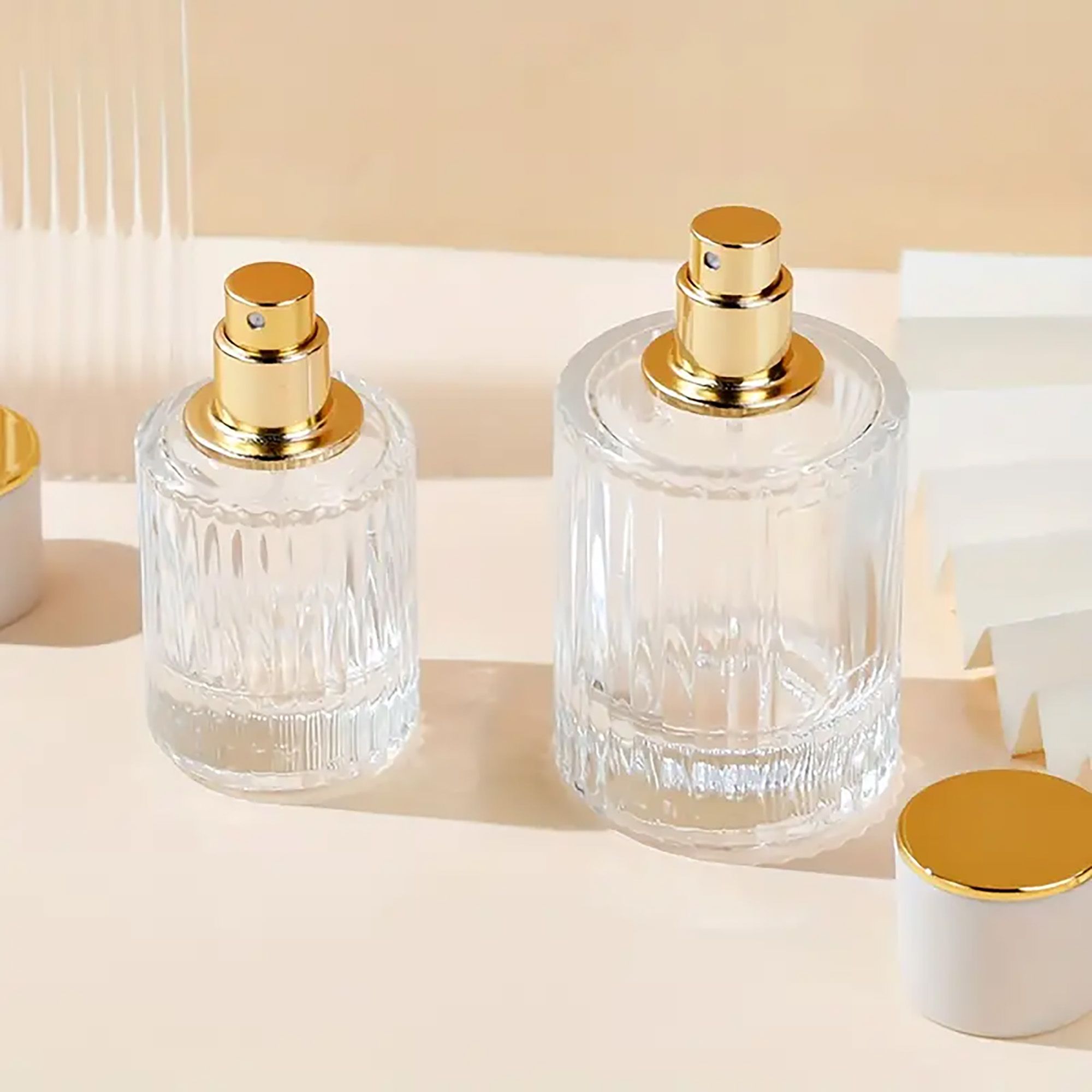 Frascos de vidrio para perfume con pulveridaor y tapa rosa 30 ml - Imagen 3